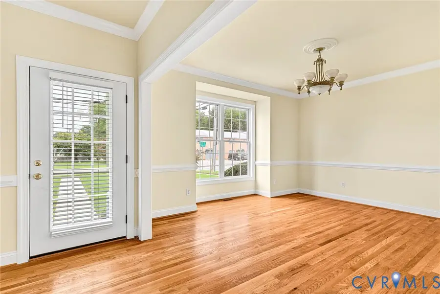 335 Myrtle Street, Ashland, VA 23005 - #3