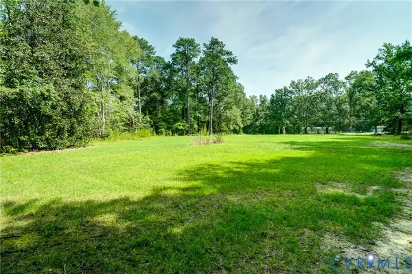 2941 Old Memorial Drive, Sandston, VA 23150
