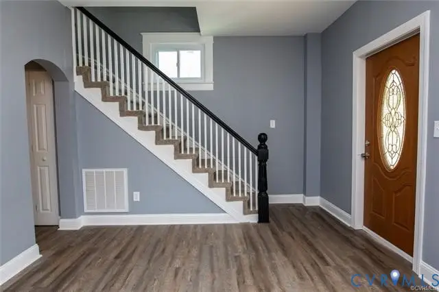 206 Lafayette Avenue, Colonial Heights, VA 23834 - #3
