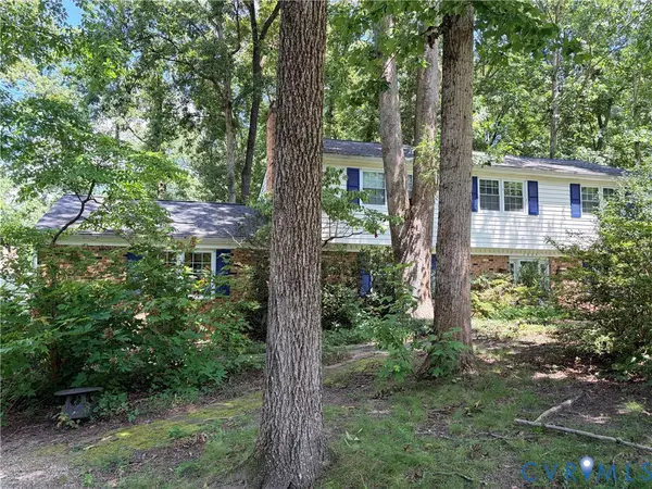 3804 N Middlebrook Court, Chester, VA 23831
