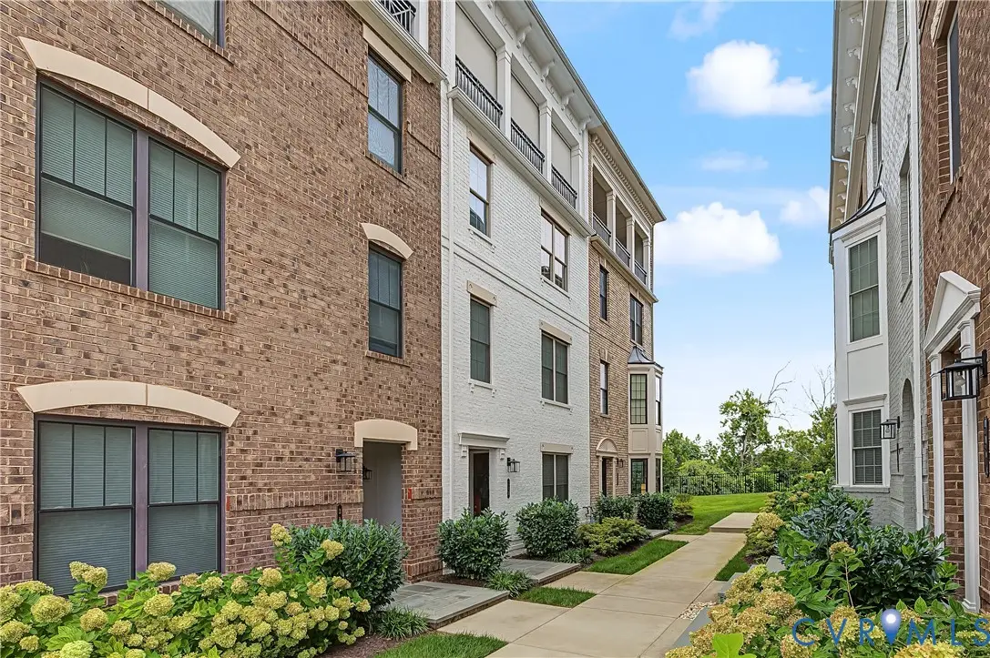 382 Adderbury Walk #B, Henrico, VA 23233 - #1