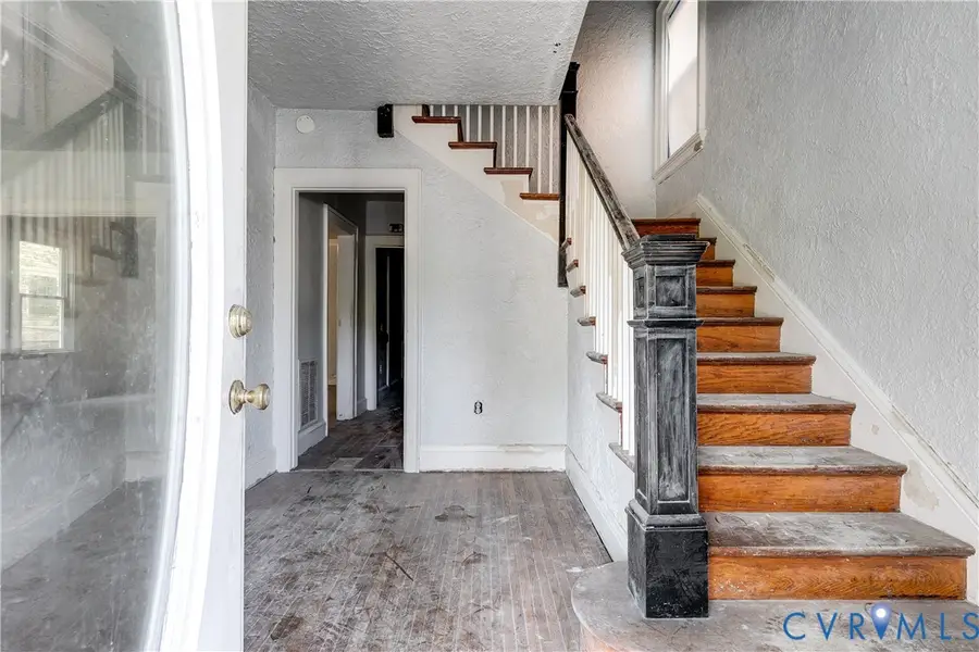 216 N 15th Avenue, Hopewell, VA 23860 - #2