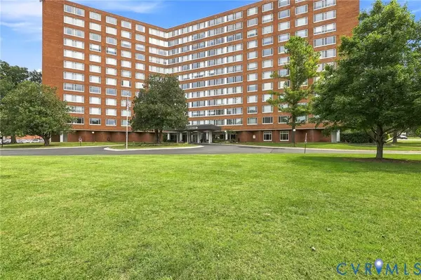 5100 Monument Avenue #914, Richmond, VA 23230