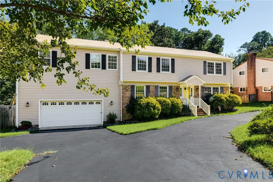 6415 Lakeway Drive, Mechanicsville, VA 23111 - #2