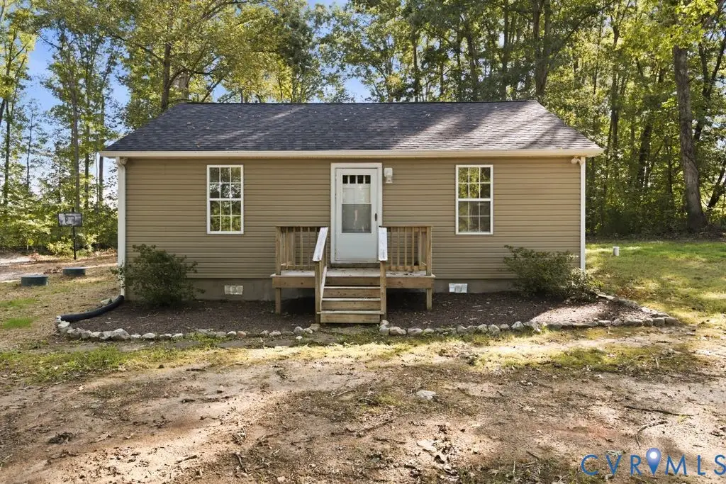 10722 Cross County Road, Cuckoo, VA 23117 - #1