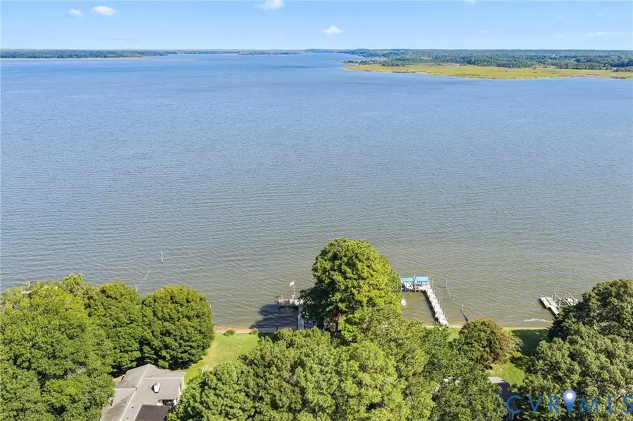 513 E Gwynnfield Road, Tappahannock, VA 22560 - #3