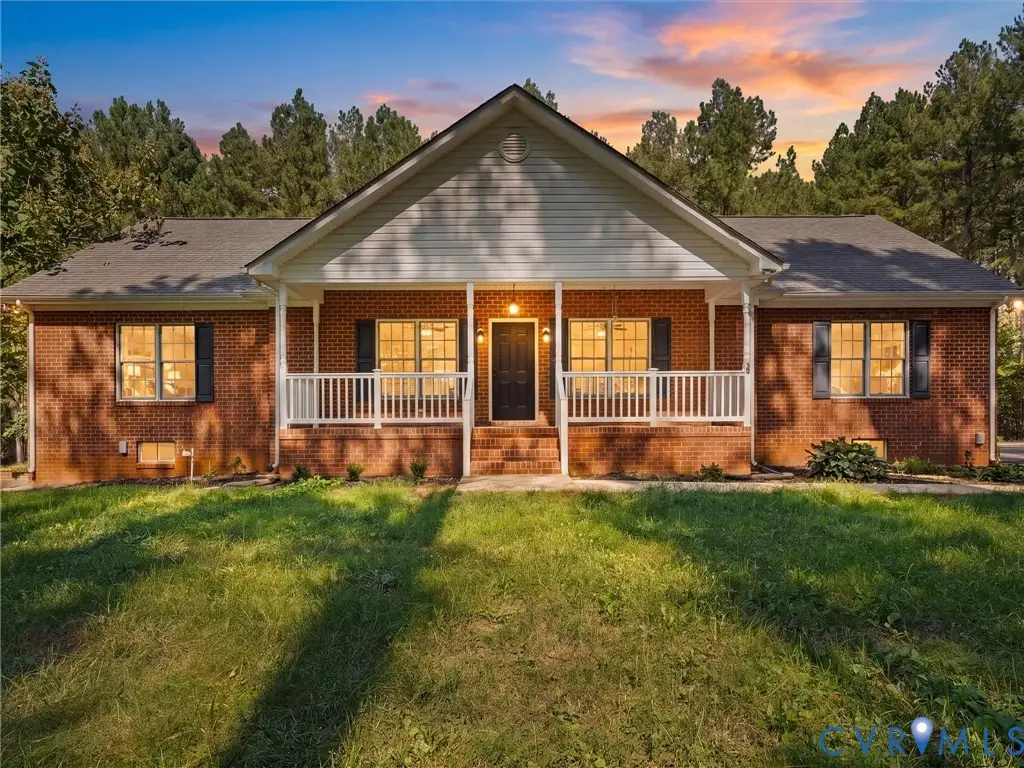 12 Henderson Road, New Canton, VA 23123 - #1