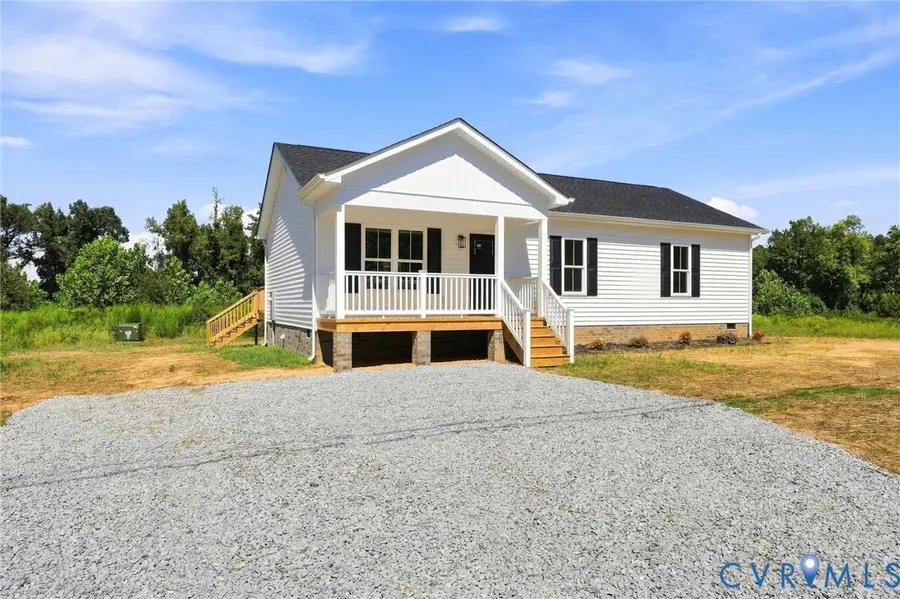 906 Nottoway Avenue, Blackstone, VA 23824 - #2