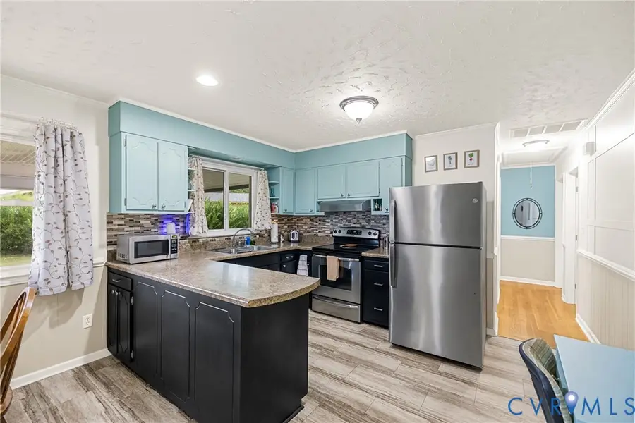 822 Old Town Drive, Colonial Heights, VA 23834 - #2