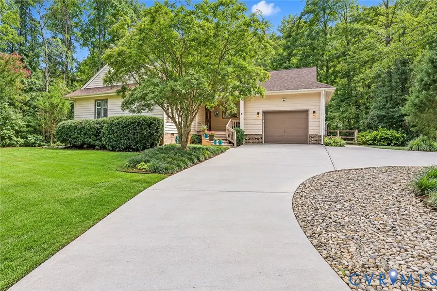 13701 Harbourwood Road, Midlothian, VA 23112 - #2
