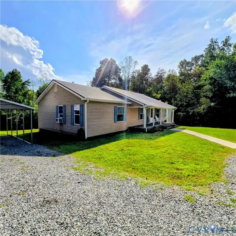 467 Randolph Street, Phenix, VA 23959 - #3