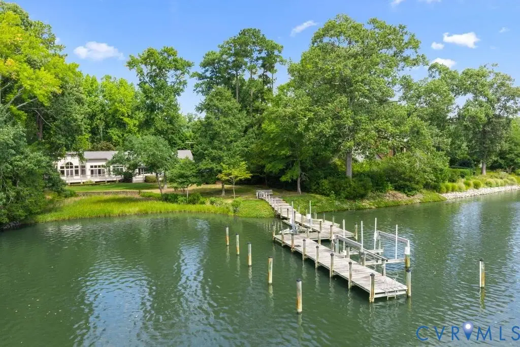 122 Way Point Lane, Kilmarnock, VA 22482 - #1