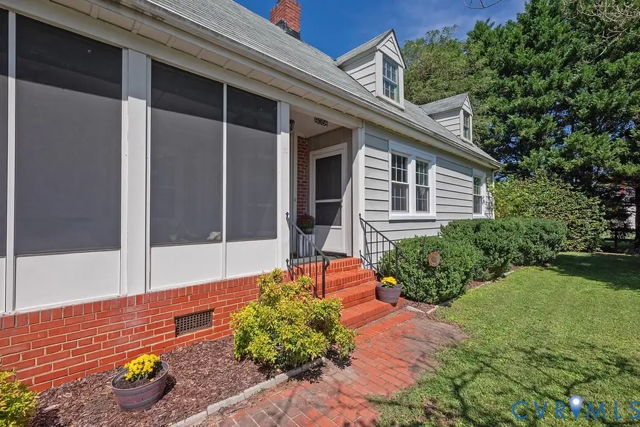 8058 Signal Hill Road, Mechanicsville, VA 23111 - #2