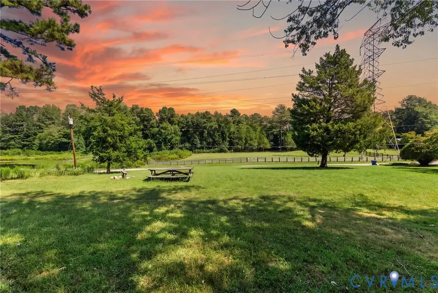 654 Confederate Avenue, Petersburg, VA 23803 - #2