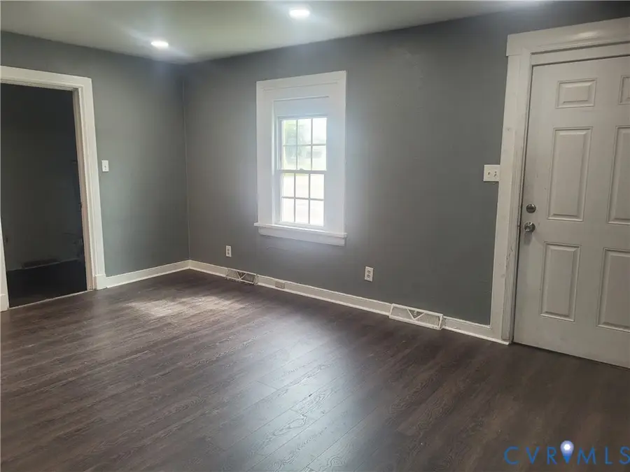 116 E Westover Avenue, Colonial Heights, VA 23834 - #2