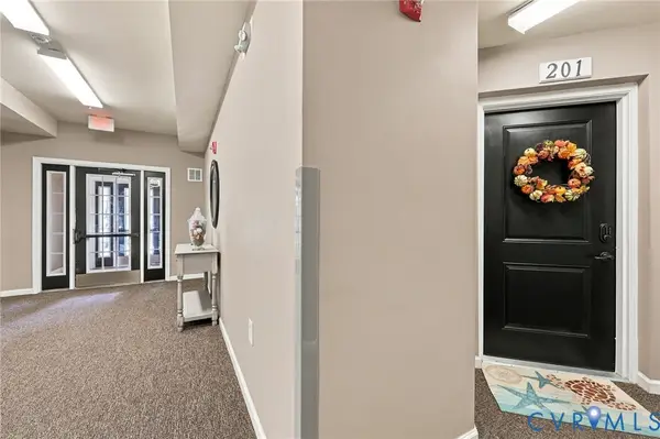1020 Westwood Village Way #201, Midlothian, VA 23114