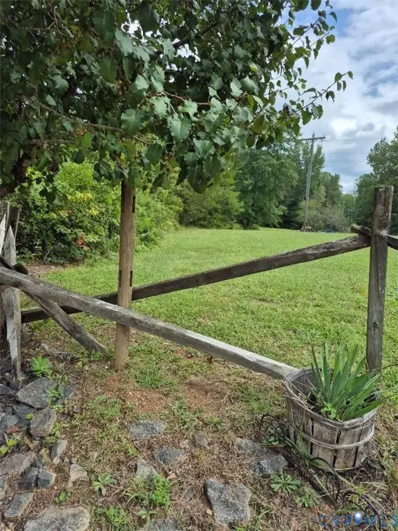 1586 Signboard Road, Bumpass, VA 23024 - #1