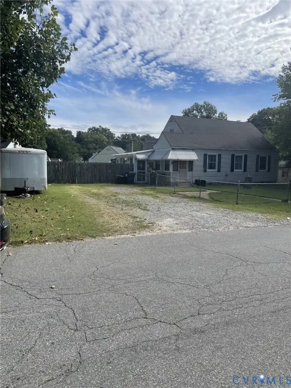 6741 Strathmore Road, Bensley, VA 23237 - #2