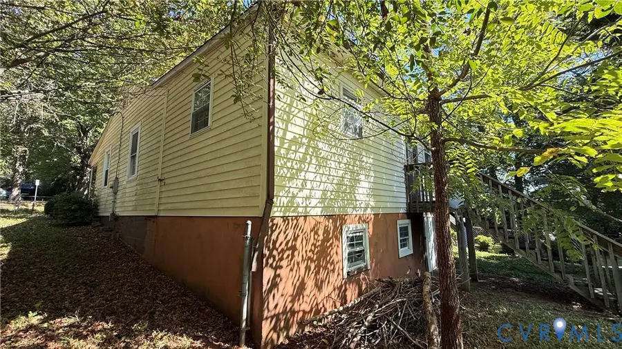 105 Eanes Street, Martinsville, VA 24112 - #2