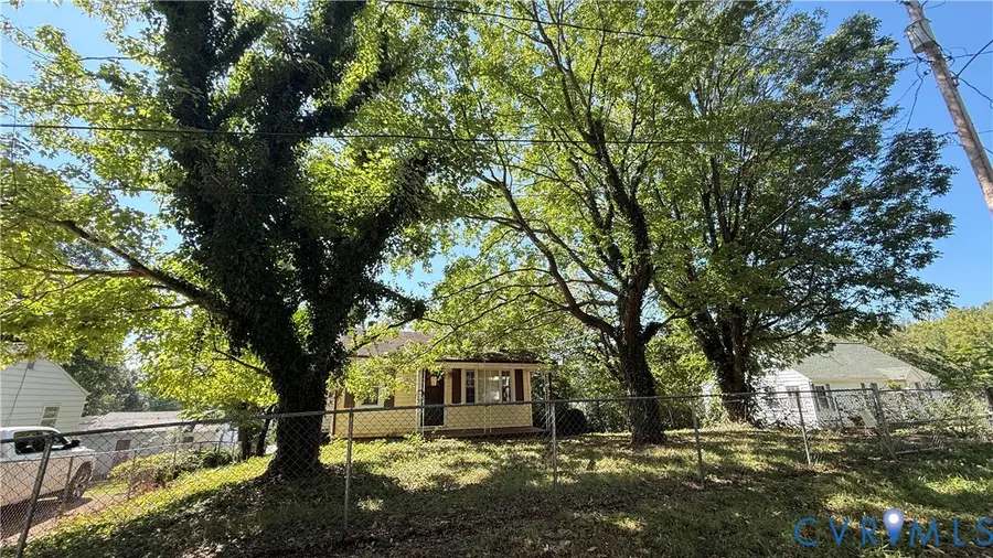 105 Eanes Street, Martinsville, VA 24112 - #3