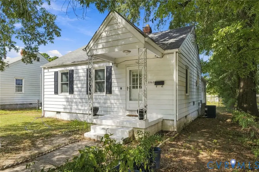 2307 Richmond Avenue, Petersburg, VA 23803 - #2