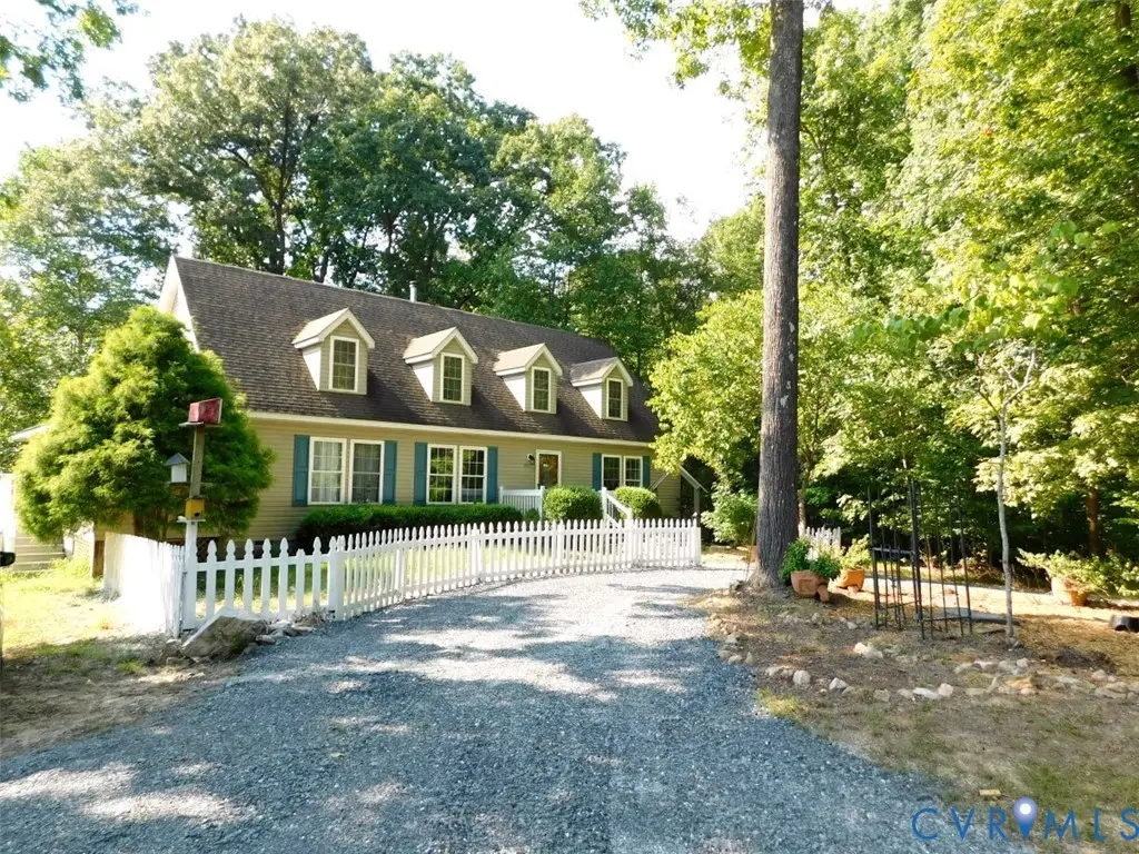 201 Deer Run, Farmville, VA 23901 - #1
