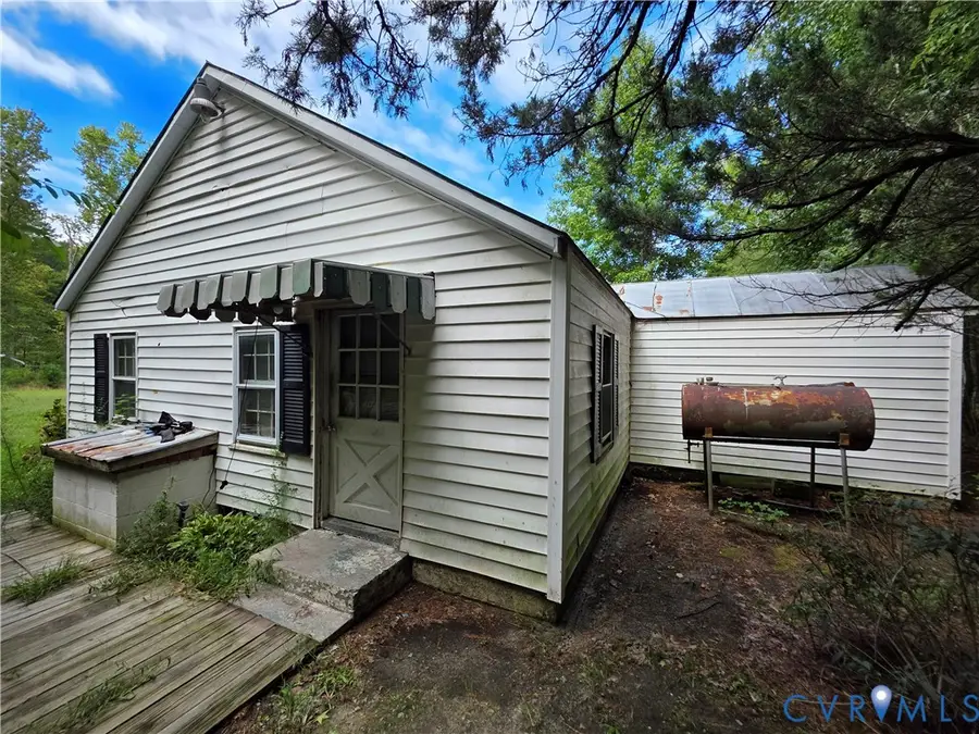 485 Around The Fence, Cobbs Creek, VA 23109 - #3