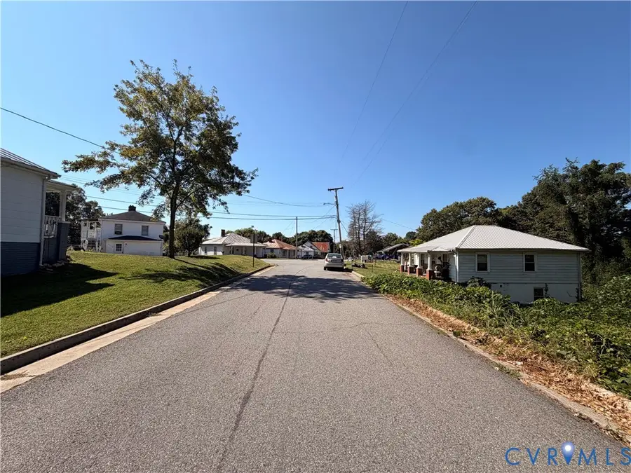910 Askin Street, Martinsville, VA 24112 - #3