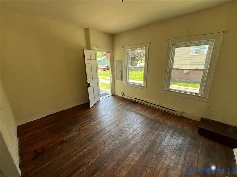 927 Farmer Street, Petersburg, VA 23803 - #3