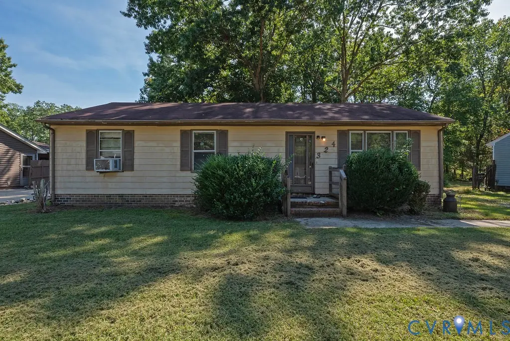 324 Lakewood Drive, Petersburg, VA 23805 - #1