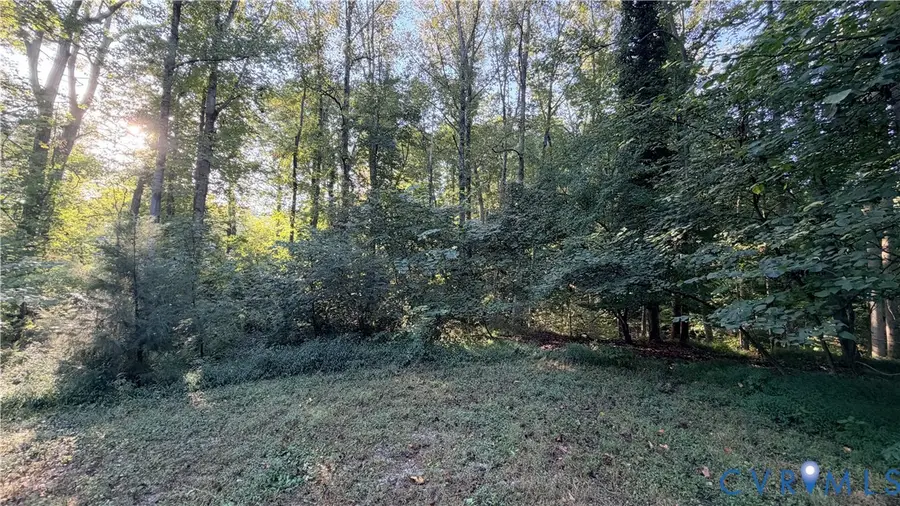 18428 Cedar Drive, Triangle, VA 22172 - #2