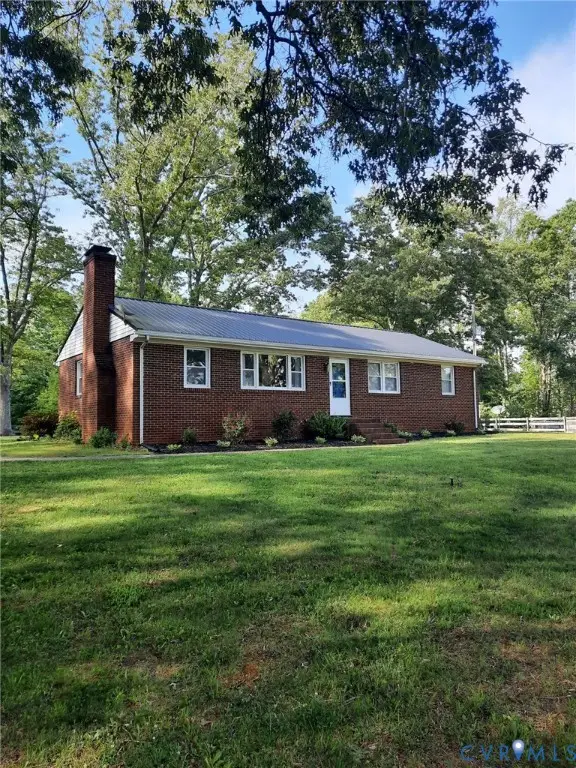 4597 Double Bridges Road, Meherrin, VA 23954