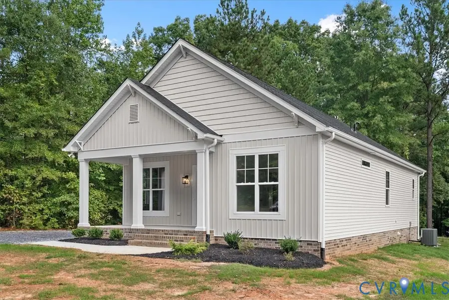435 Raleigh Avenue, South Hill, VA 23970 - #3