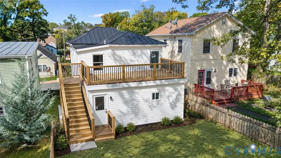 352 NW 10 1/2 Street, Charlottesville, VA 22903 - #2