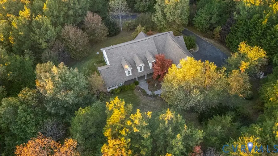 1437 Saw Mill Rd, Farmville, VA 23901 - #2