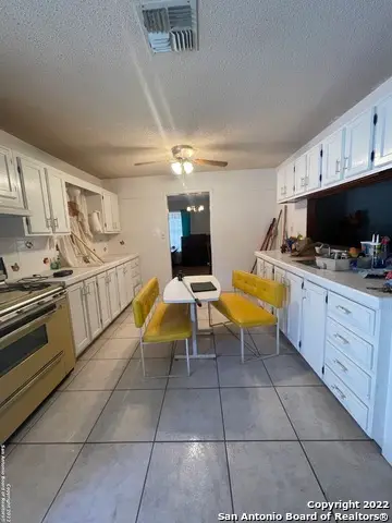 544 Scott St, Asherton, TX 78827 - #2