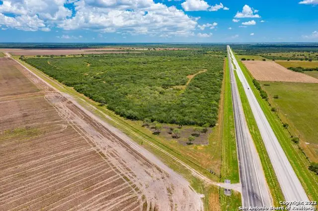 9815 Us-181 N, Skidmore, TX 78389 - #1