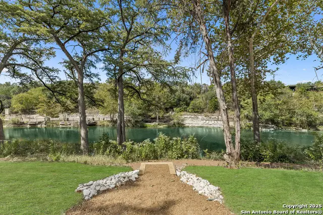 236 Riverfront Dr., New Braunfels, TX 78132 - #2