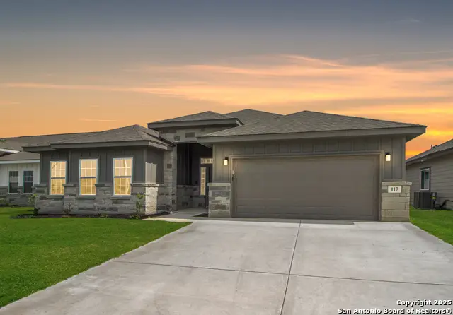 117 Lost Pines Ln, Marion, TX 78124 - #2