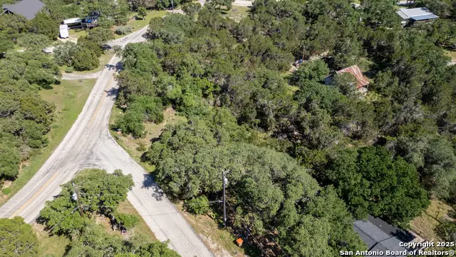 1529 Charter Oak Dr, Canyon Lake, TX 78133 - #3