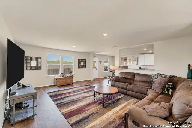 6007 Bluestem Way, San Antonio, TX 78218 - #3