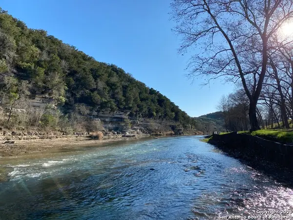 831 Wade, New Braunfels, TX 78132