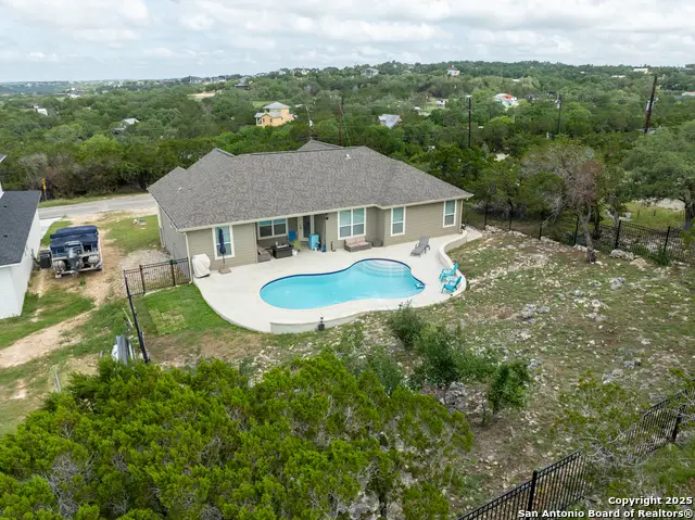1587 Lakeshore Dr, Canyon Lake, TX 78133 - #2