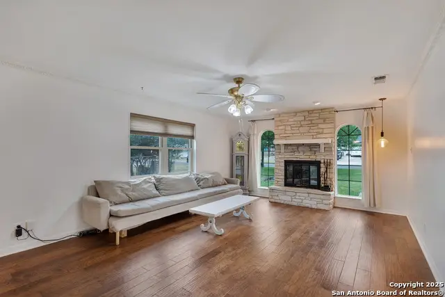 109 Briarwood, Kerrville, TX 78028 - Image #3