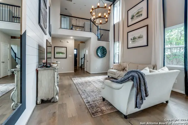 2096 Cowan, New Braunfels, TX 78132