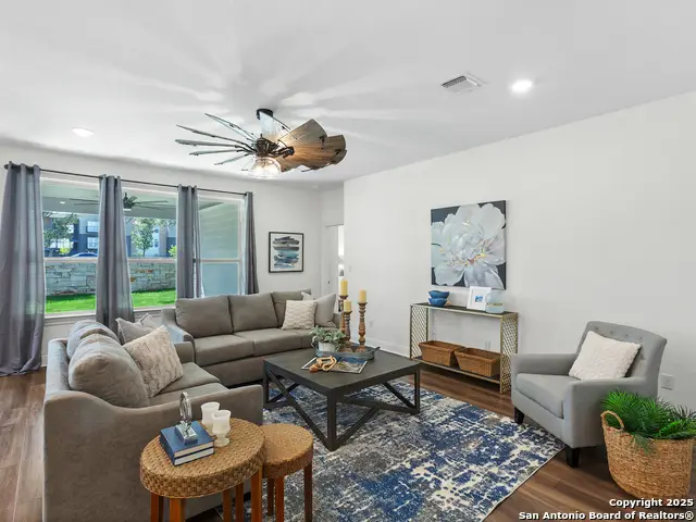 125 Slenderleaf, Marble Falls, TX 78654 - #2