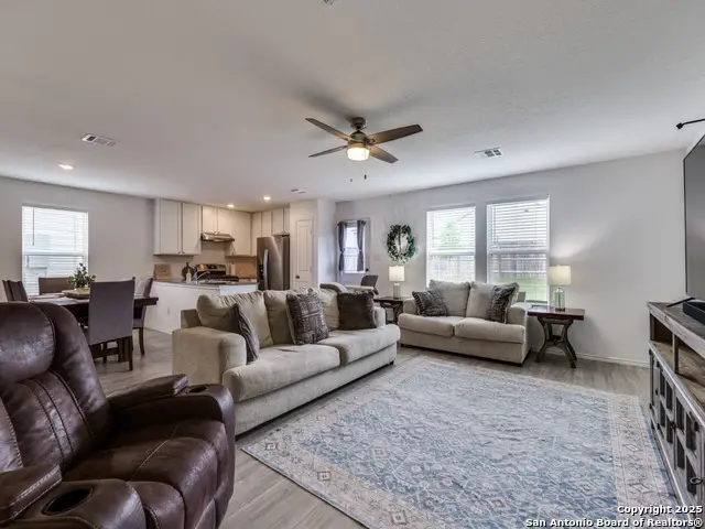 14615 Bolinger, San Antonio, TX 78254 - Image #2