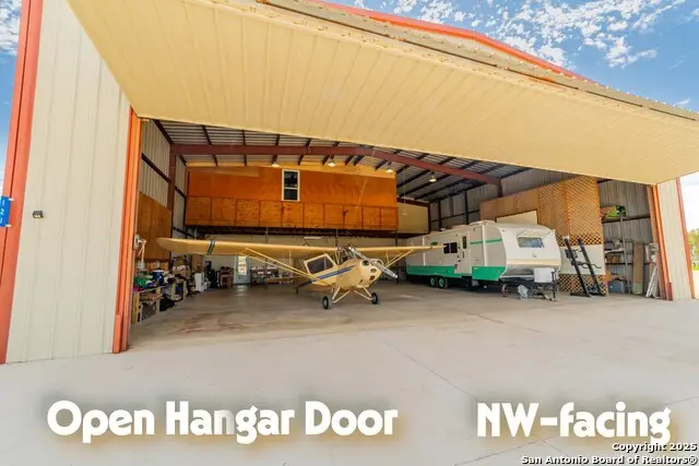 121 Pitts Ln, Marion, TX 78124 - #2