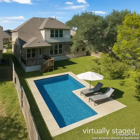 102 Haverton, Boerne, TX 78006