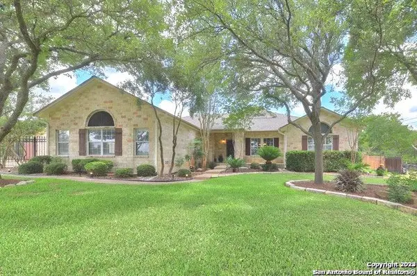 106 Spacious Sky, San Antonio, TX 78260